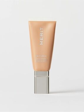 Merit The Uniform Tinted Mineral Foundation - shade 20 light medium warm